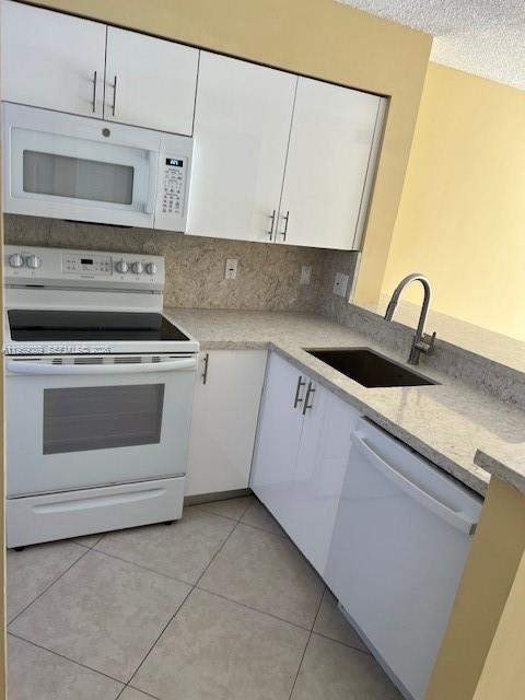 2226 N Cypress Bend Drive 210 Property Photo 9