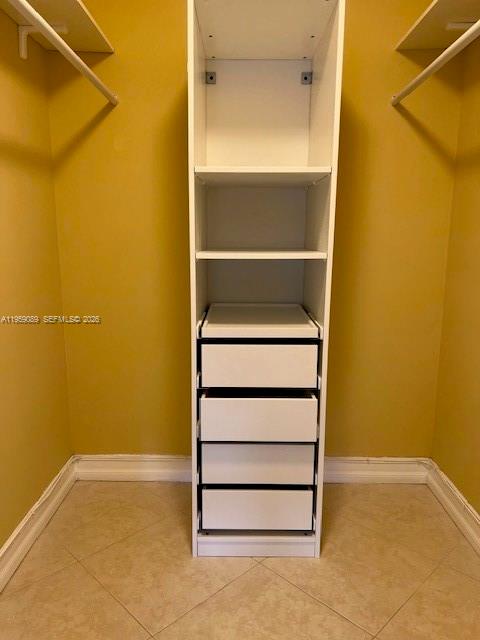 2226 N Cypress Bend Drive 210 Property Photo 13