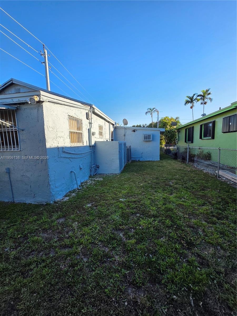 2401 Nw 56th Street Property Photo 13