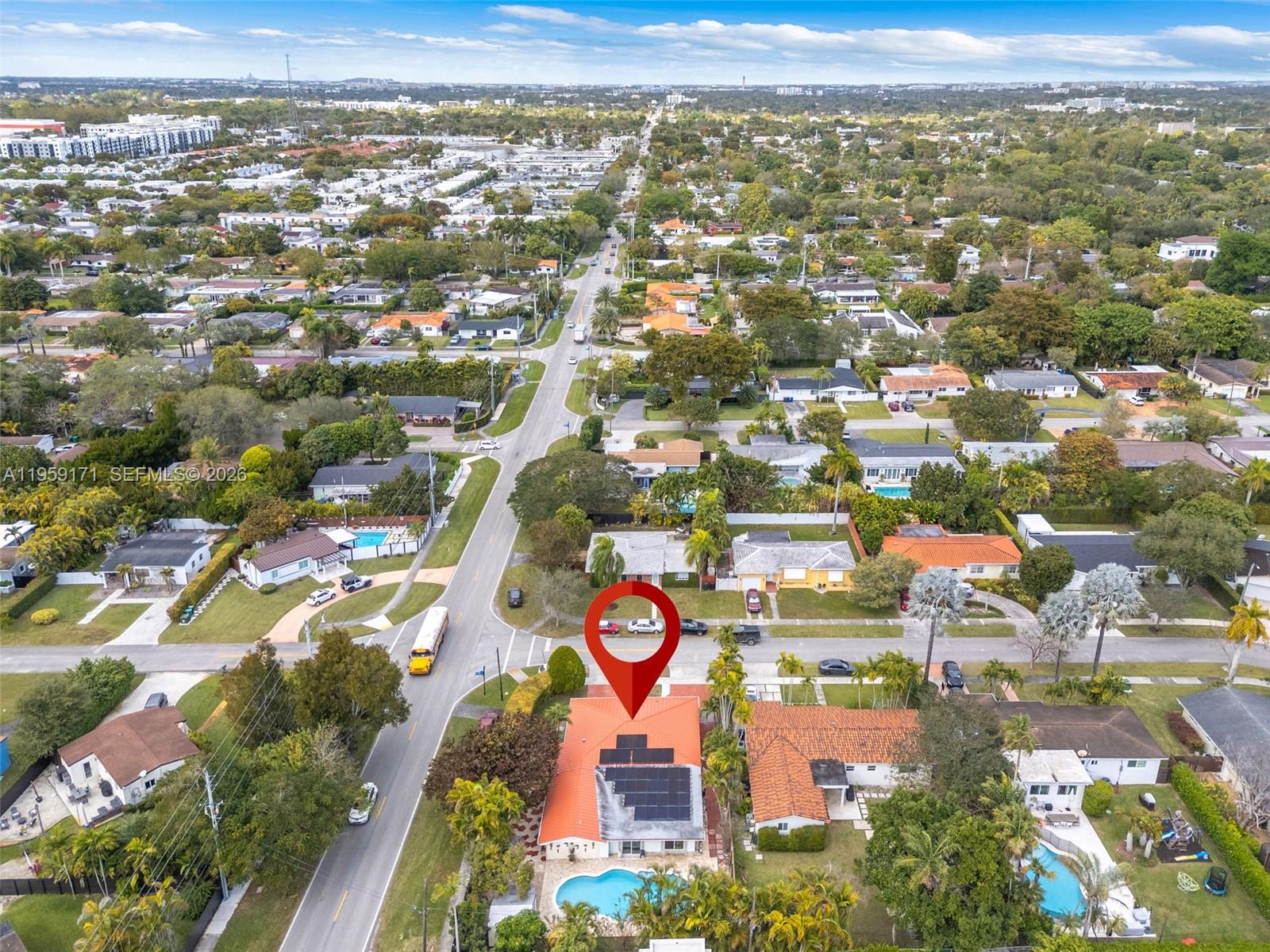 A11959171 Property Photo 4