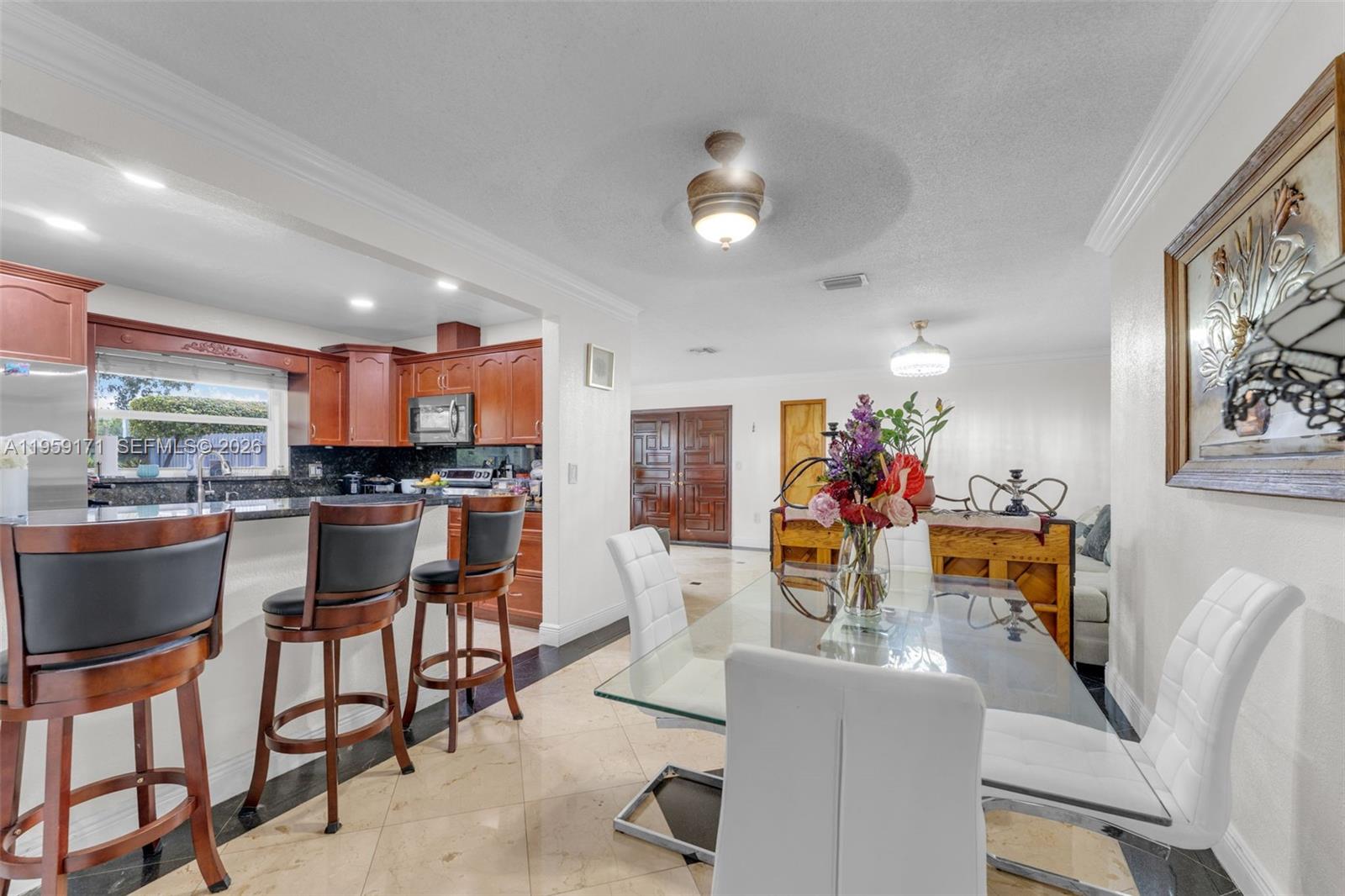 A11959171 Property Photo 16