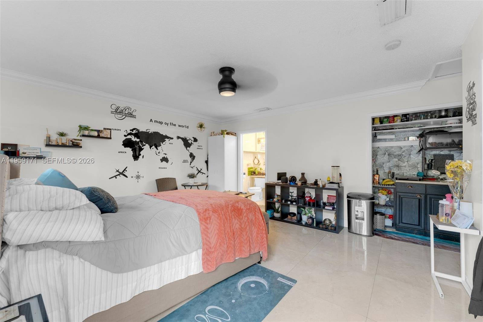 A11959171 Property Photo 22