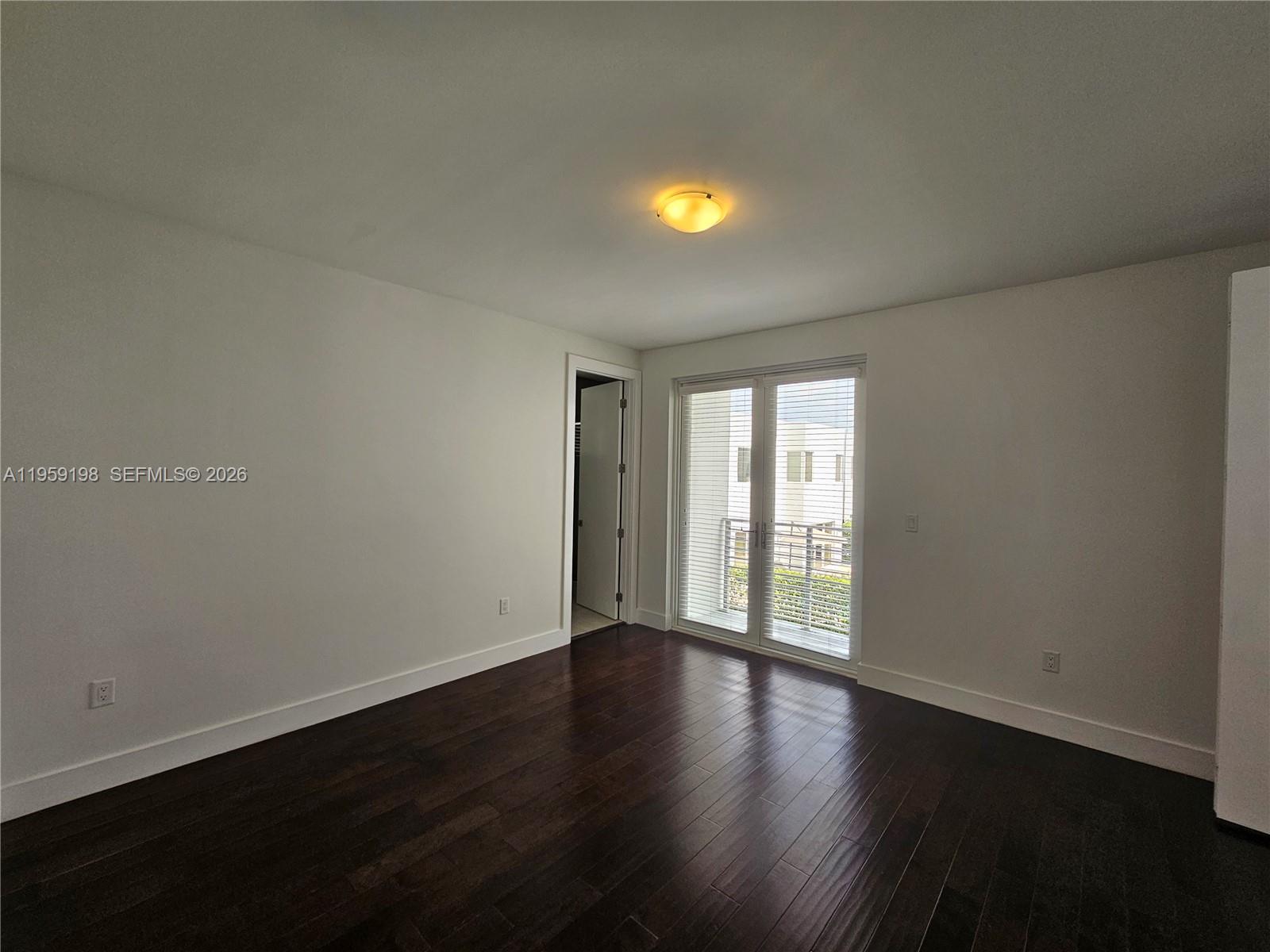 A11959198 Property Photo 9