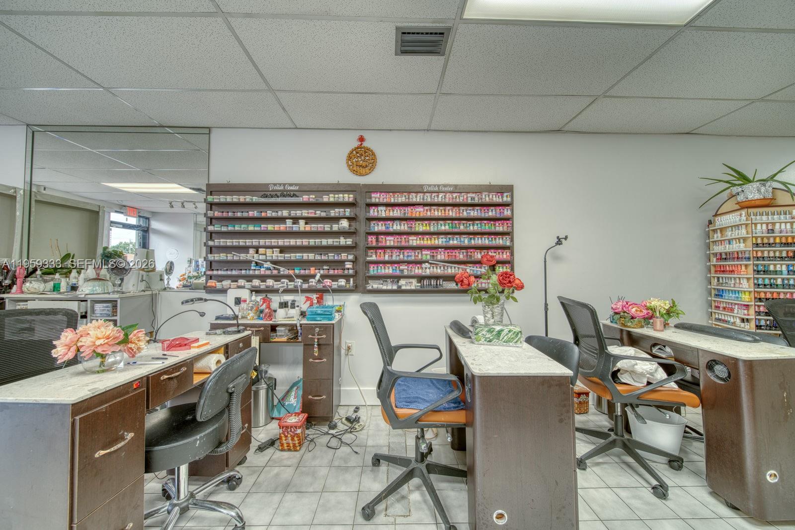 Full-service Beauty Salon For Sale In Sweetwater Property Photo 7