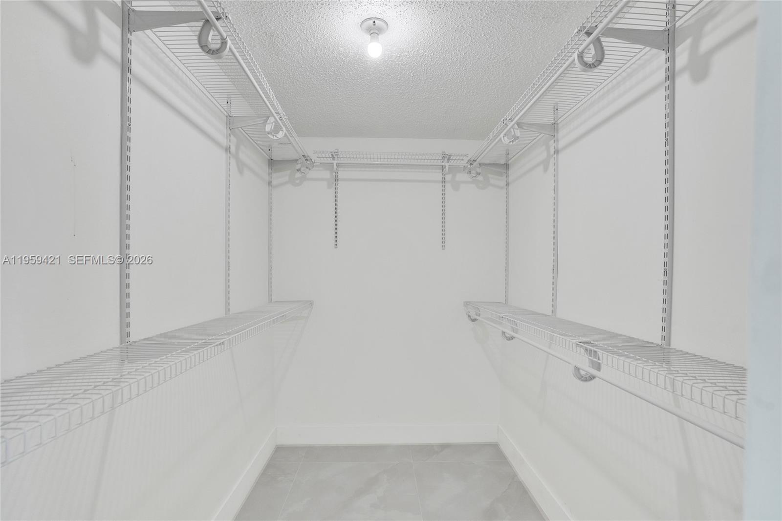 16653 Golfview Drive Property Photo 33