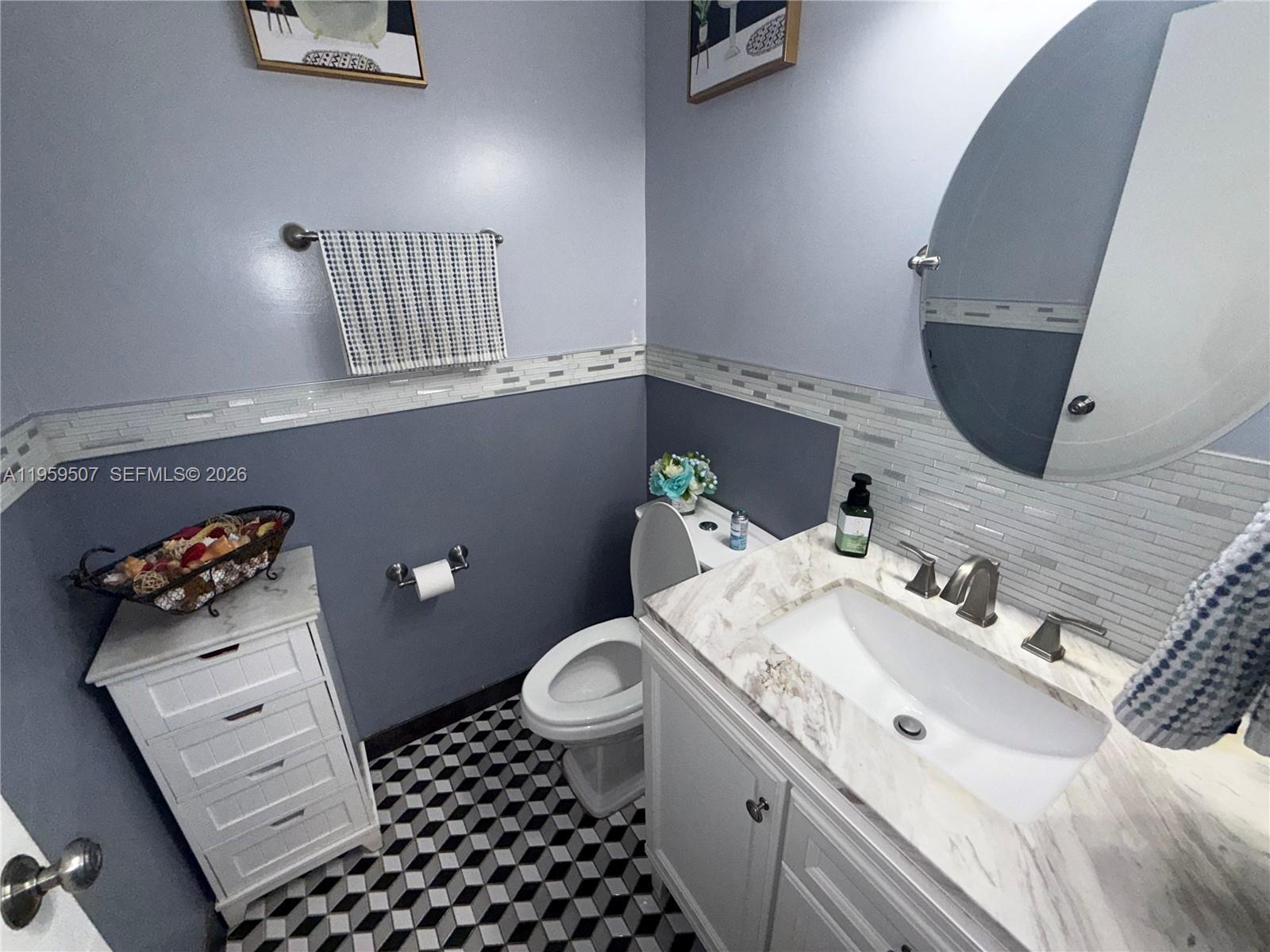 5320 Nw 190th Street Property Photo 10