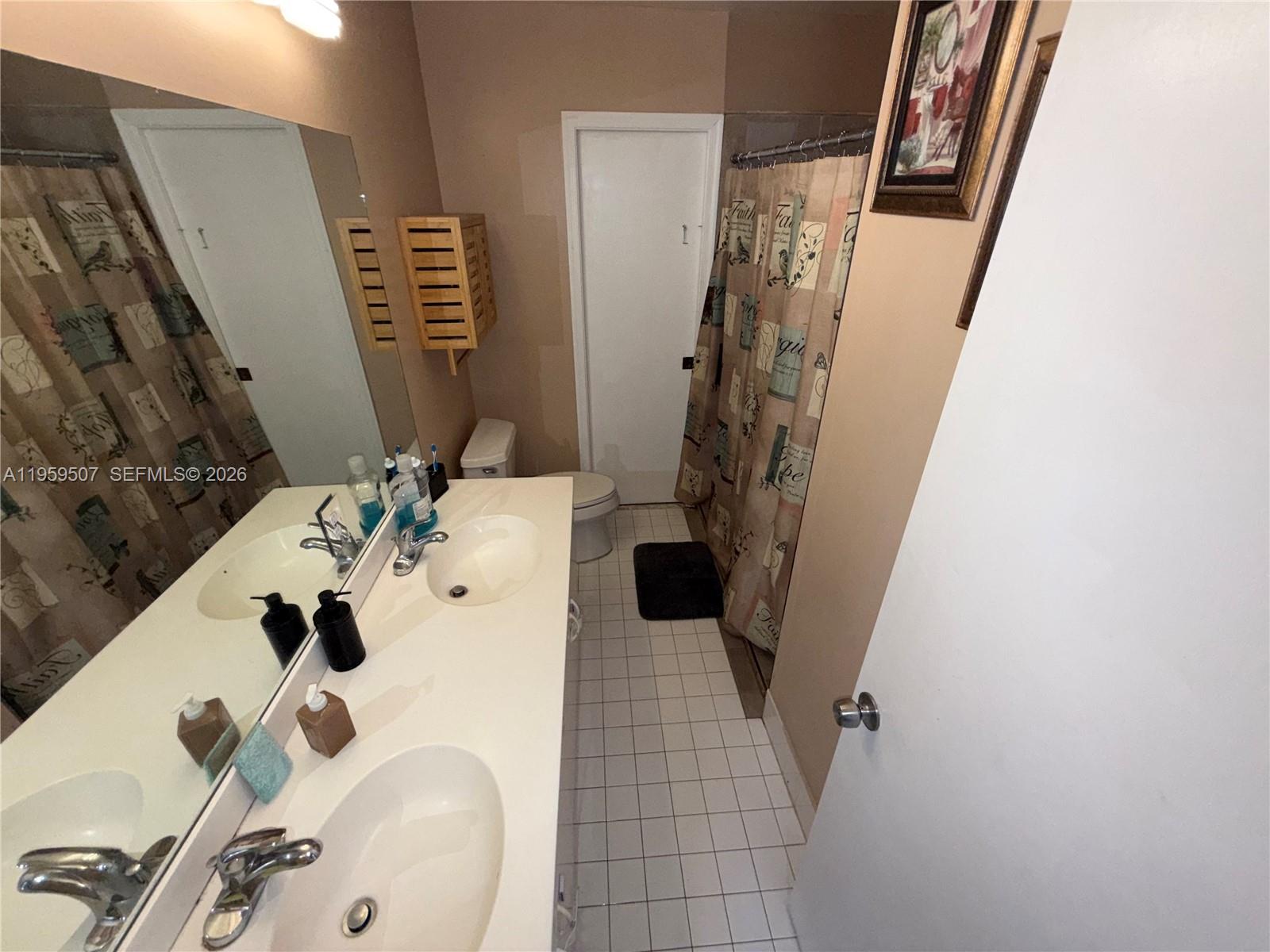 5320 Nw 190th Street Property Photo 15