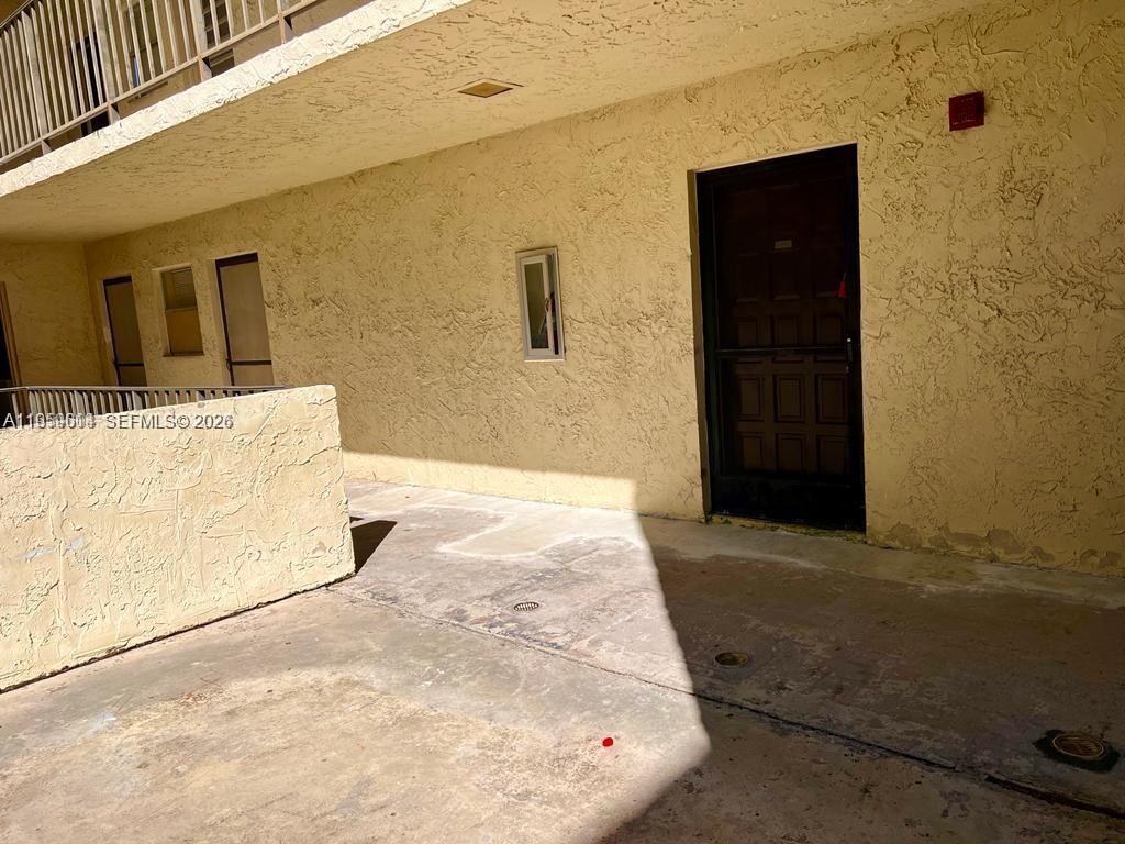 3300 Spanish Moss Terrace 206 Property Photo 4