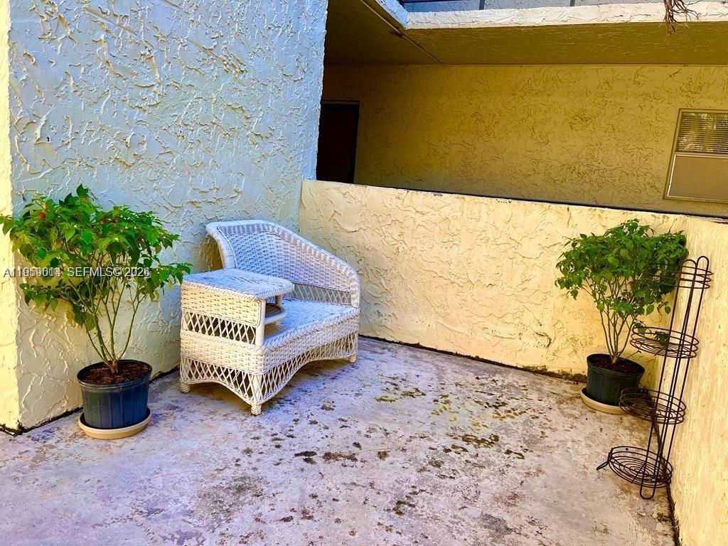 3300 Spanish Moss Terrace 206 Property Photo 5