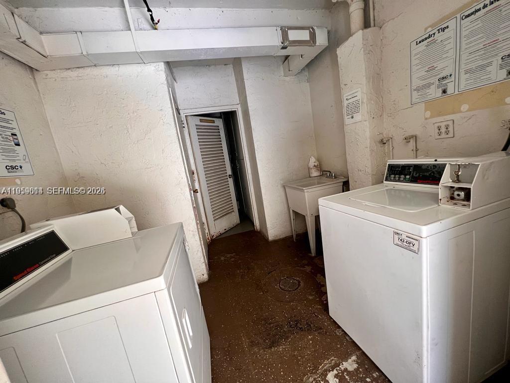 3300 Spanish Moss Terrace 206 Property Photo 6