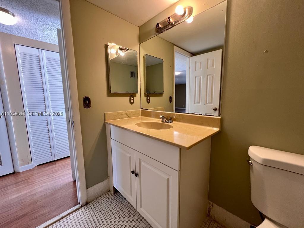 3300 Spanish Moss Terrace 206 Property Photo 9