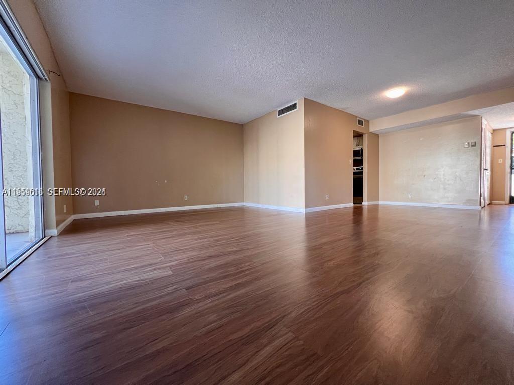3300 Spanish Moss Terrace 206 Property Photo 11