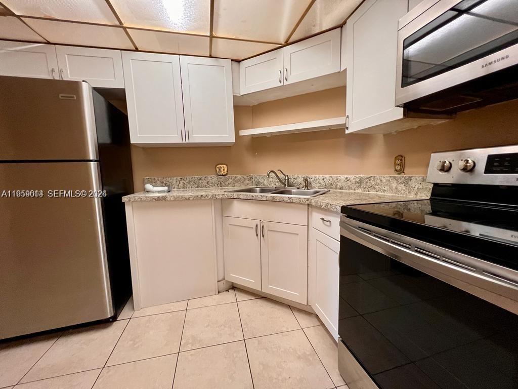 3300 Spanish Moss Terrace 206 Property Photo 14