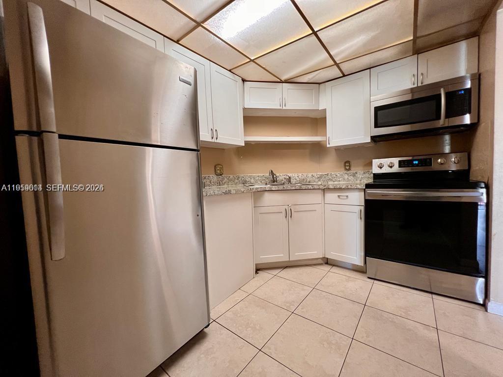 3300 Spanish Moss Terrace 206 Property Photo 15