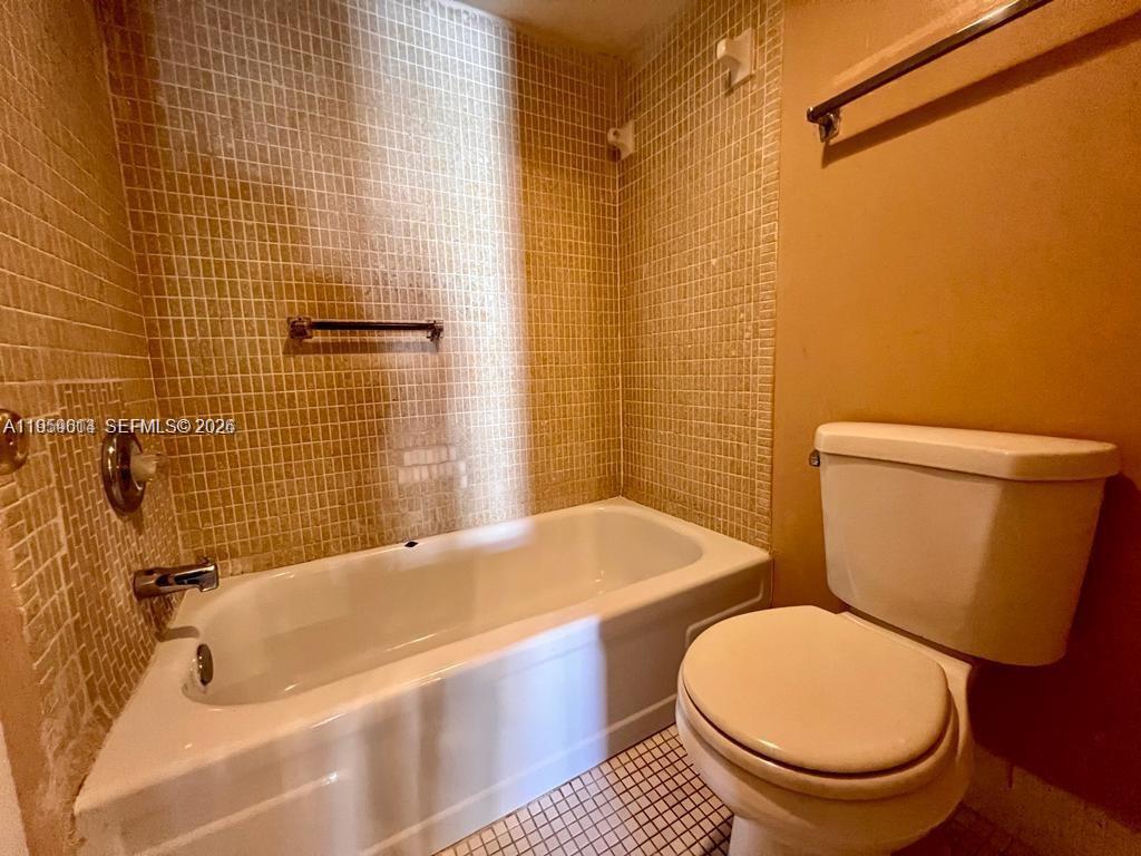 3300 Spanish Moss Terrace 206 Property Photo 22