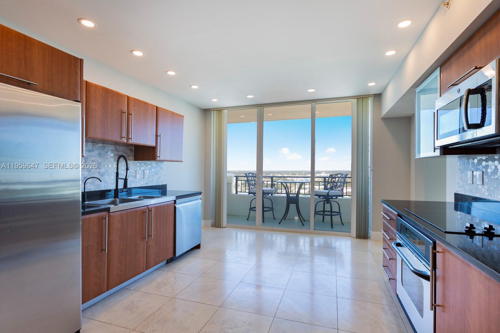 610 W Las Olas Boulevard 2014n Property Photo 3