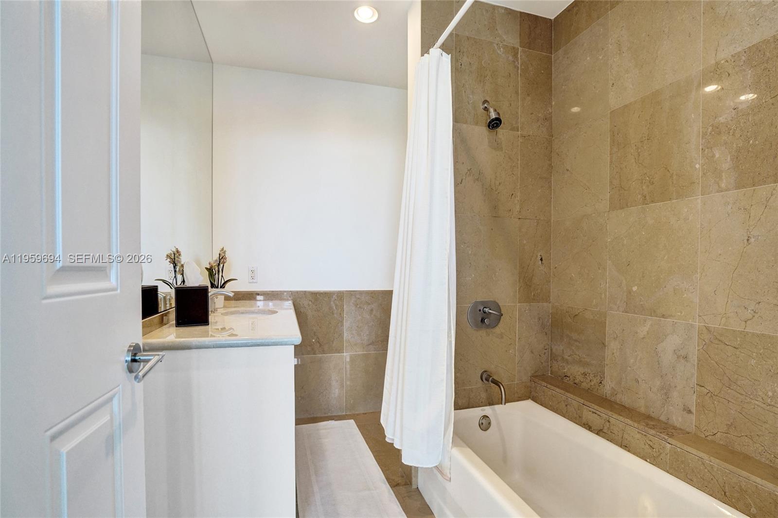 1 N Fort Lauderdale Beach Boulevard 1806 Property Photo 20