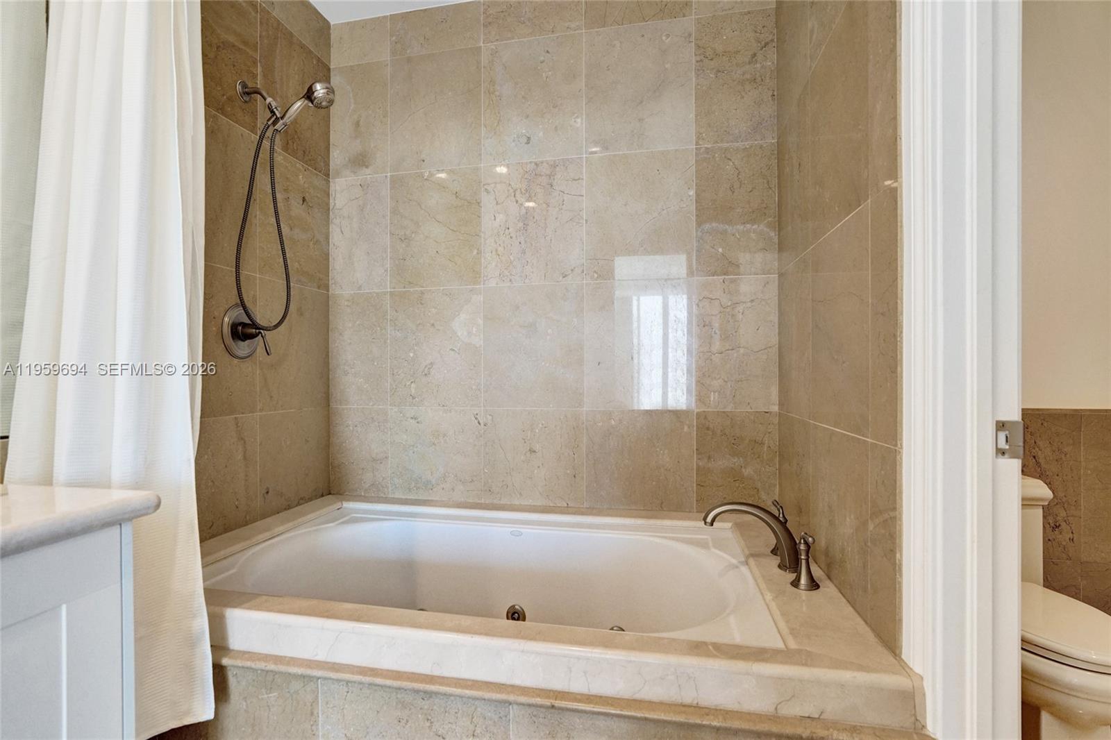 1 N Fort Lauderdale Beach Boulevard 1806 Property Photo 23
