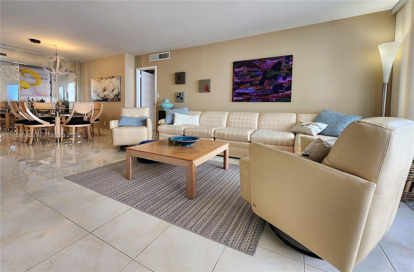 2030 S Ocean Drive 823 Property Photo 13
