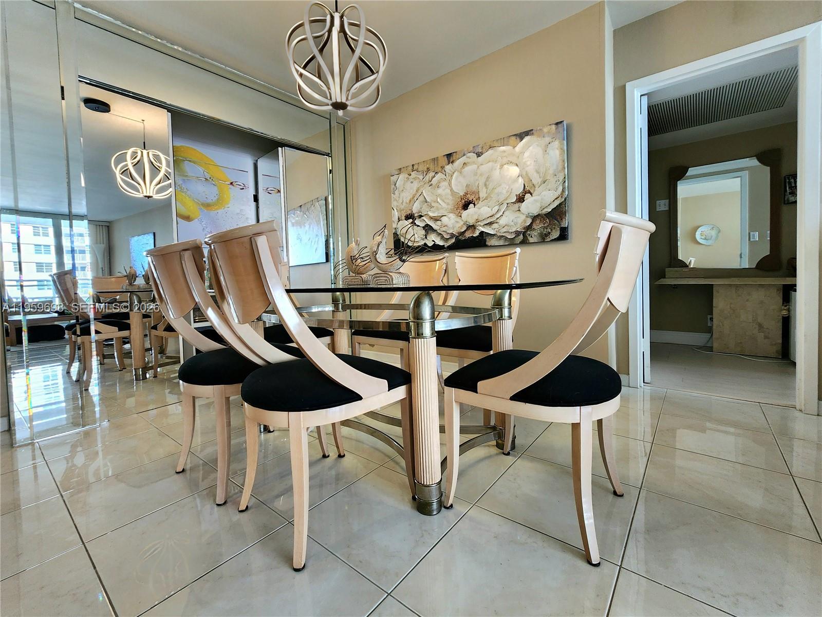 2030 S Ocean Drive 823 Property Photo 14