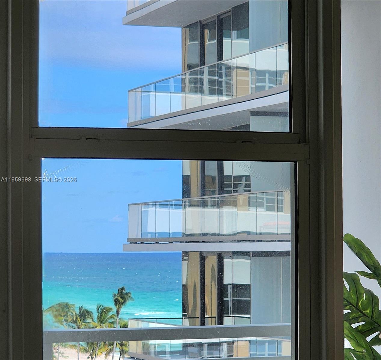 2030 S Ocean Drive 823 Property Photo 24
