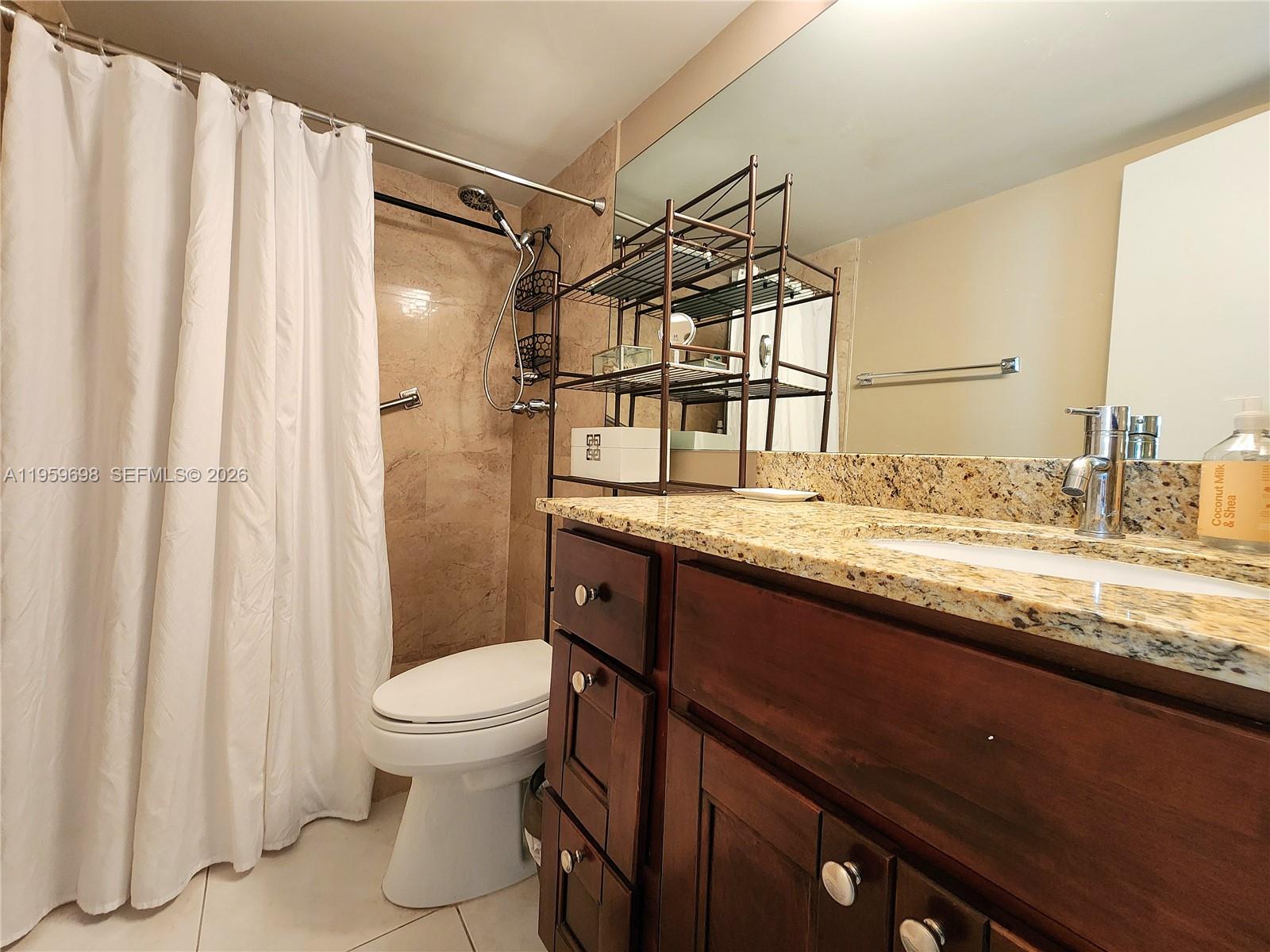 2030 S Ocean Drive 823 Property Photo 25