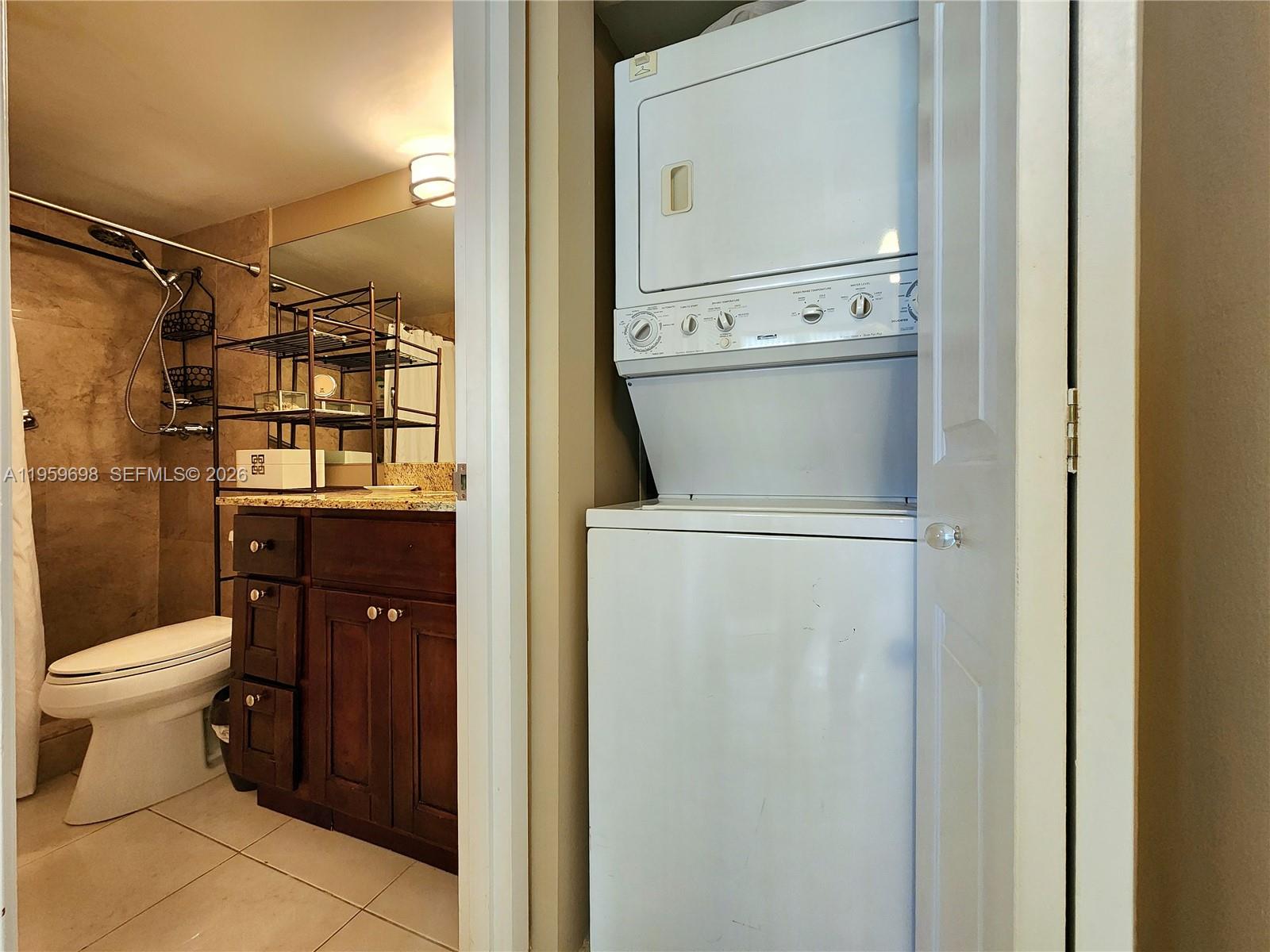2030 S Ocean Drive 823 Property Photo 26