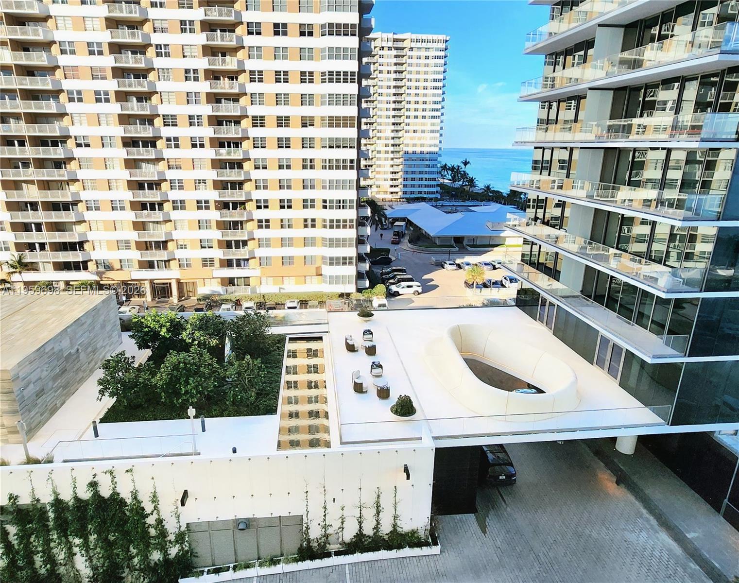 2030 S Ocean Drive 823 Property Photo 37