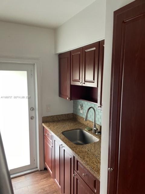 2121 Biarritz Drive 5 Property Photo 1