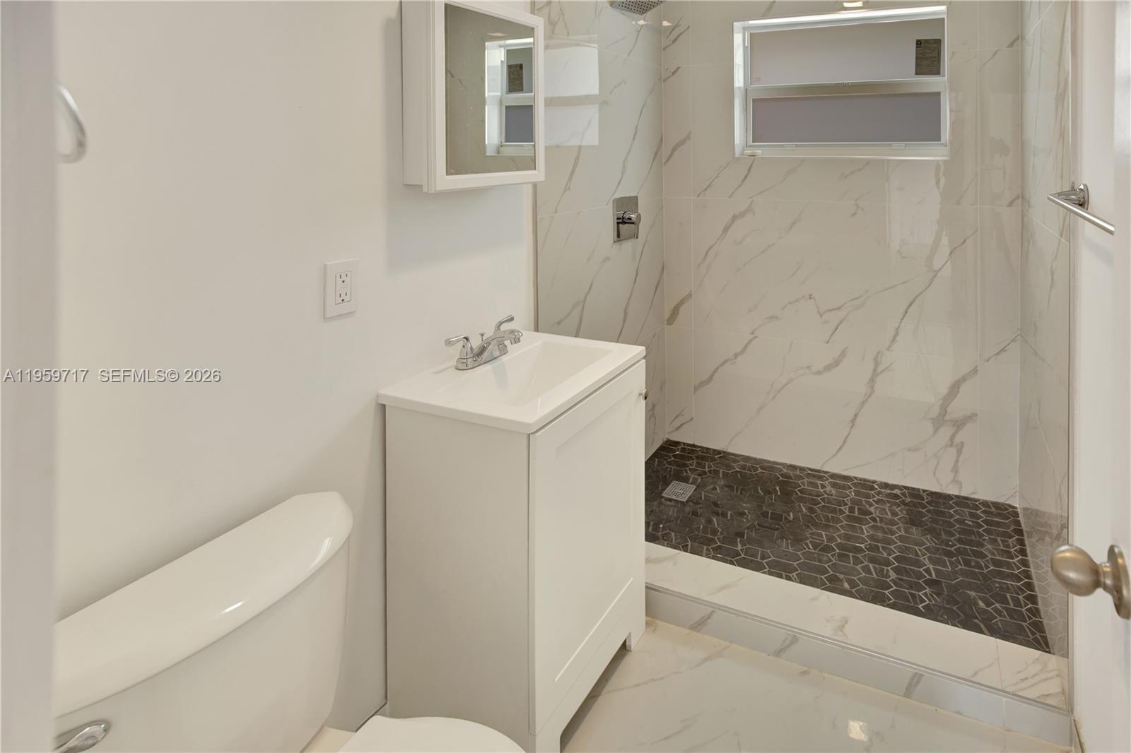2311 Fletcher Street Property Photo 23