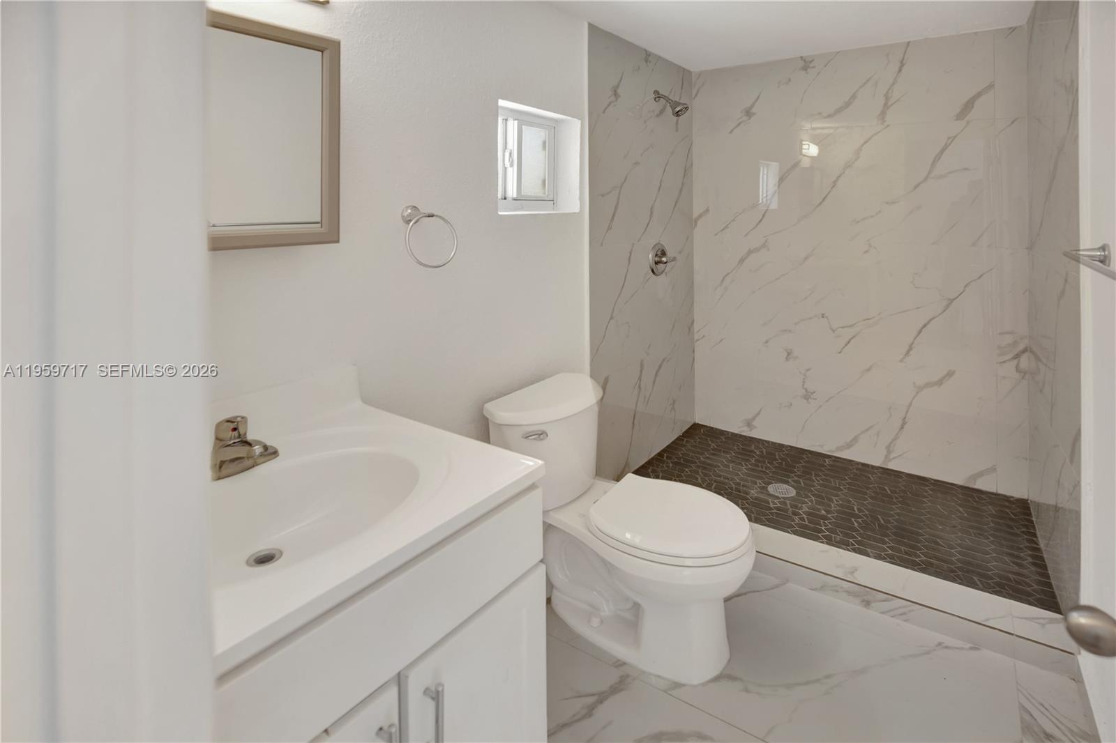 2311 Fletcher Street Property Photo 28