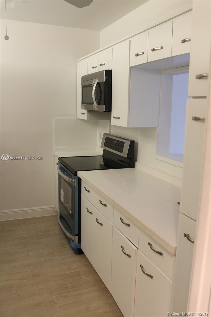 181 Crandon Boulevard 308 Property Photo 4