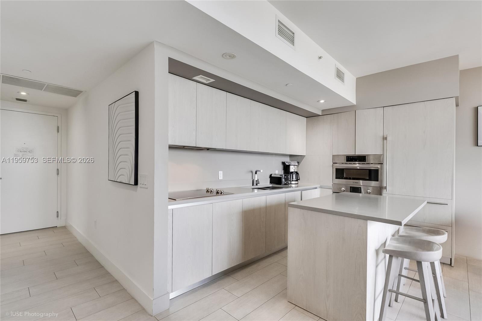4010 S Ocean Drive R2204 Property Photo 6