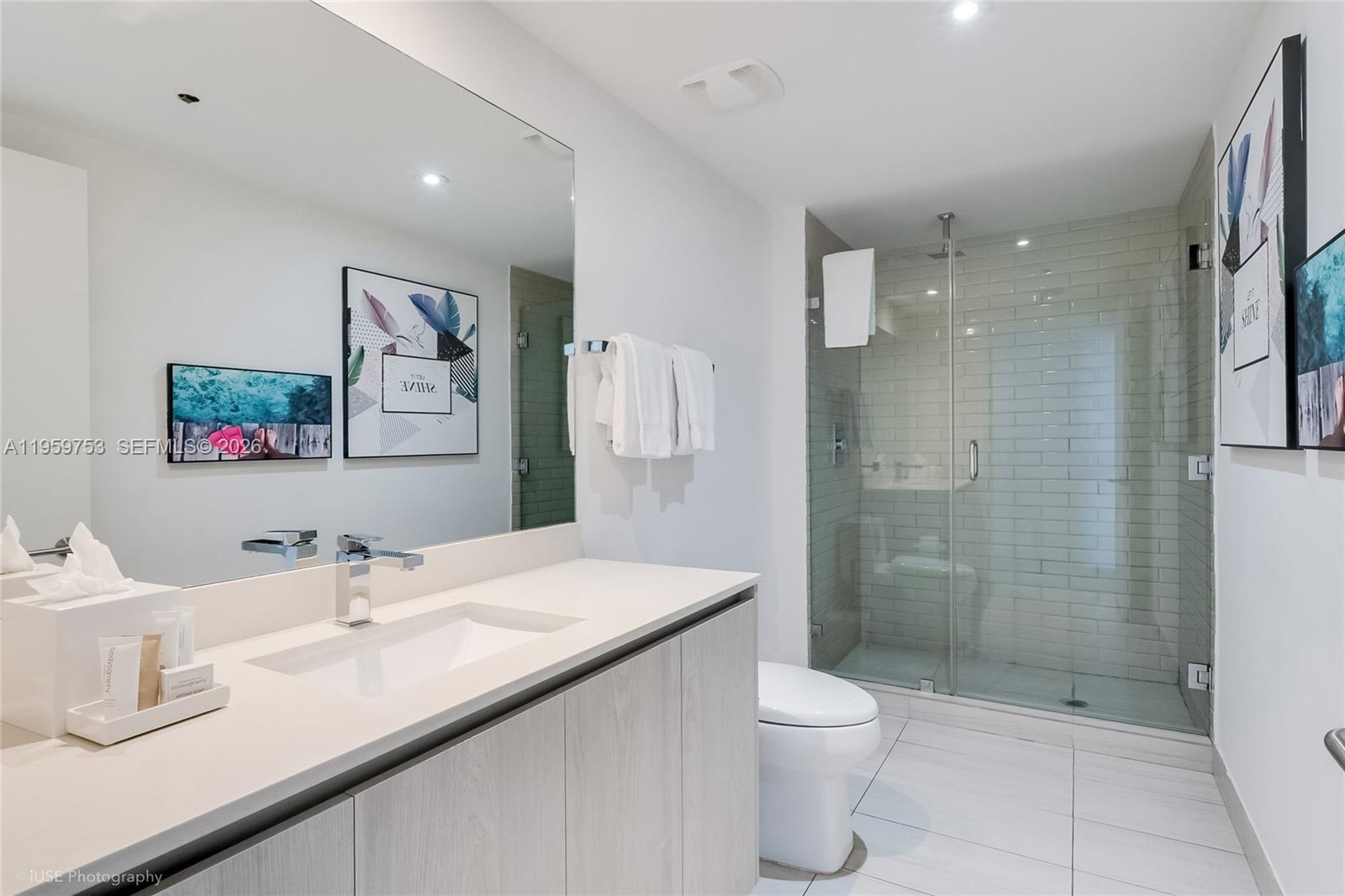 4010 S Ocean Drive R2204 Property Photo 15