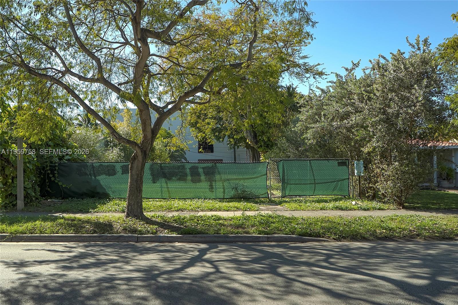 1728 Lenox Avenue Property Photo 16