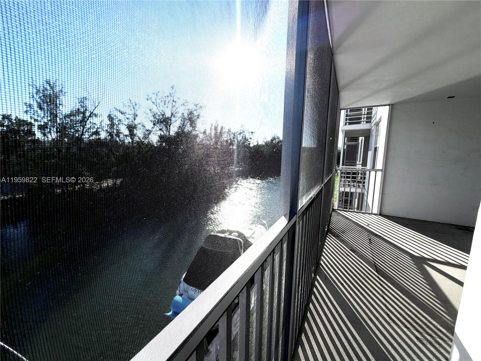 3660 Ne 166th Street 301 +40' Deeded Dock Property Photo 18