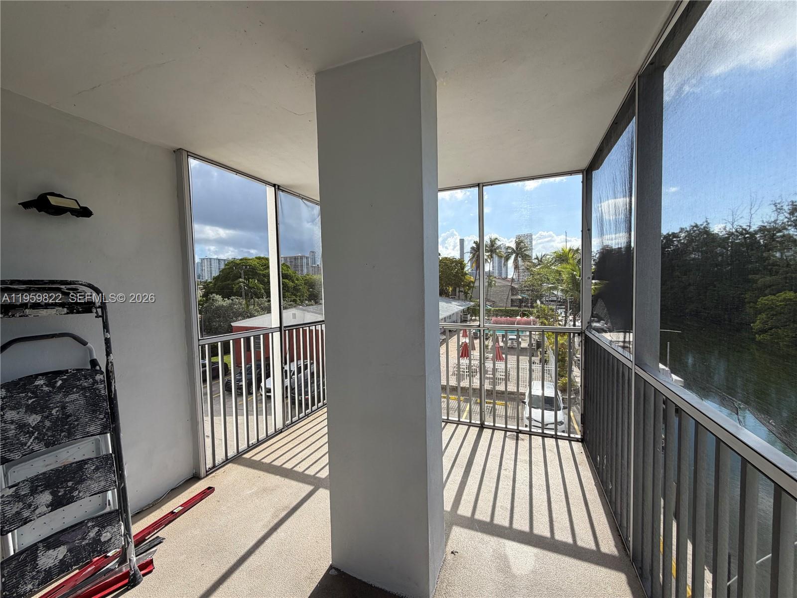 3660 Ne 166th Street 301 +40' Deeded Dock Property Photo 21
