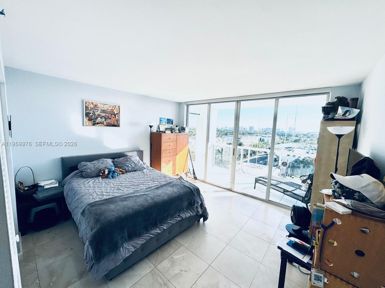 1900 Sunset Harbour Drive 1009 Property Photo 12