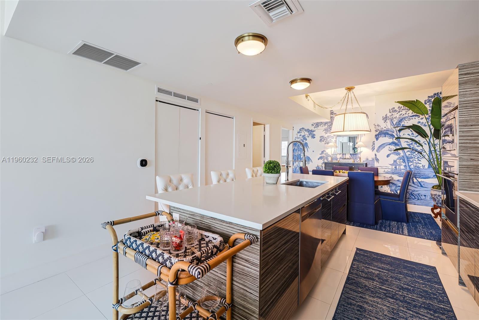 460 Ne 28 704 Property Photo 16