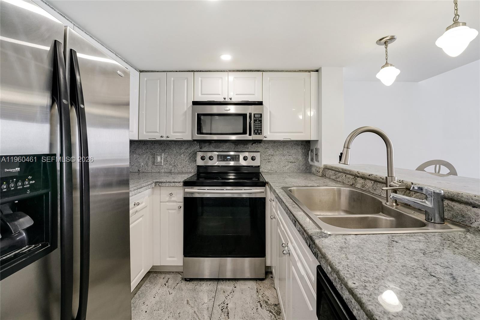 1900 Sunset Harbour Drive 1806 Property Photo 15