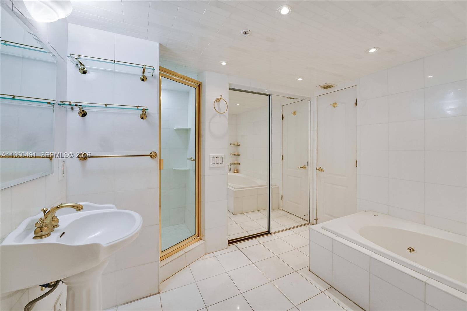 1900 Sunset Harbour Drive 1806 Property Photo 18