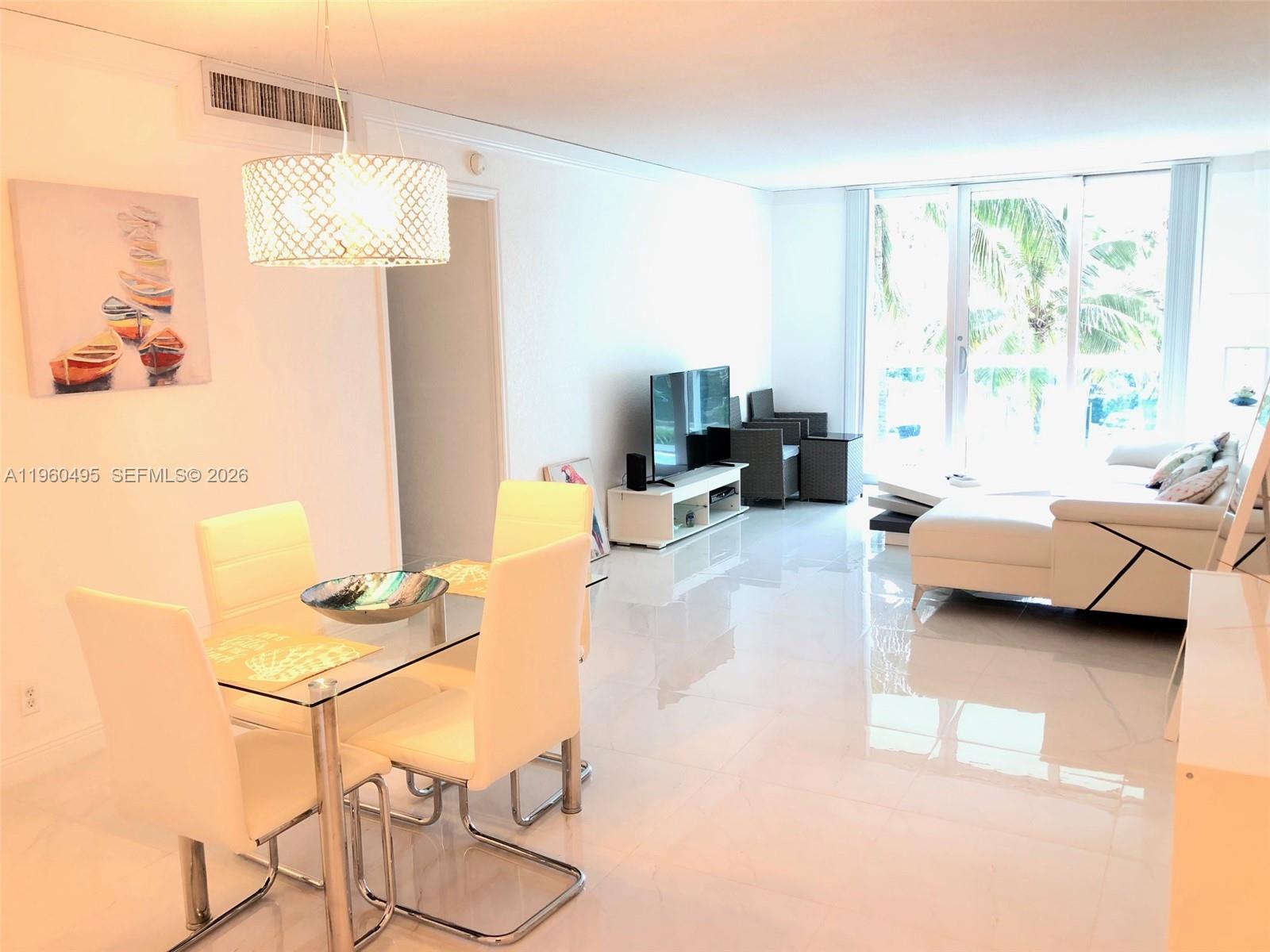 3901 S Ocean Drive 2j Property Photo 2