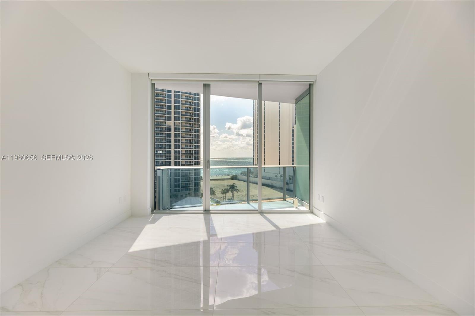 17550 Collins Avenue 505 Property Photo 12