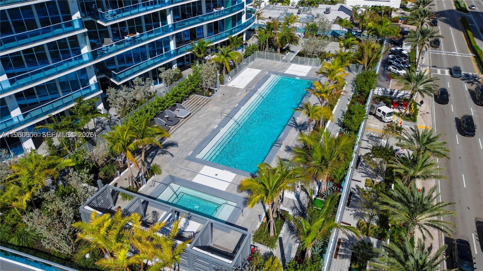 17550 Collins Avenue 505 Property Photo 15