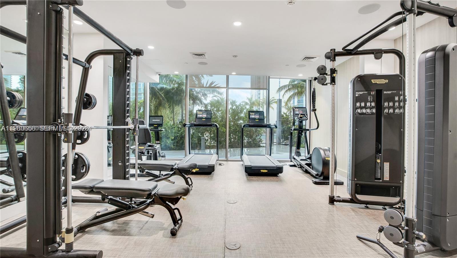 17550 Collins Avenue 505 Property Photo 16