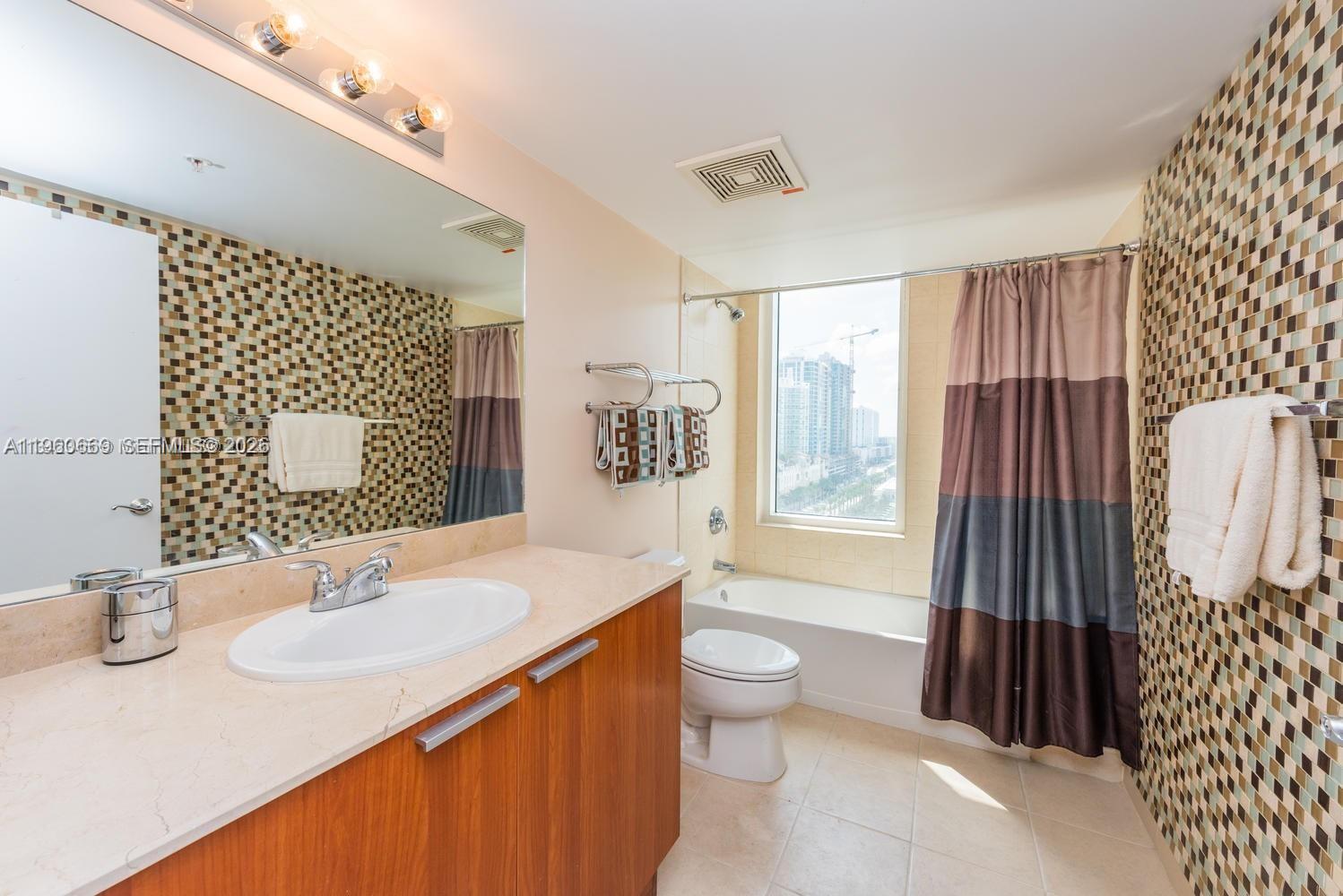 16699 Collins Avenue 4204 Property Photo 20