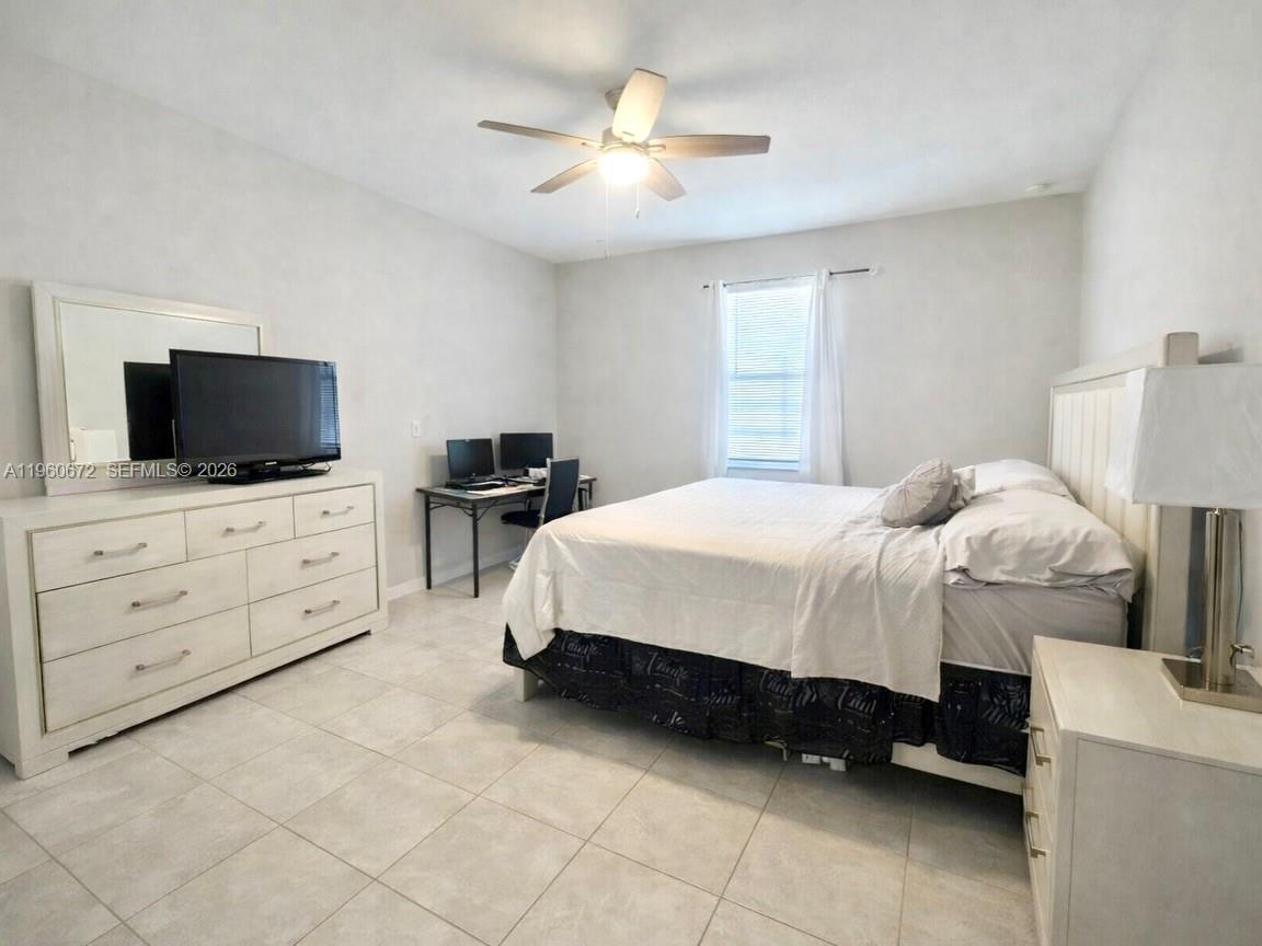 9042 E Broad Circle Property Photo 6