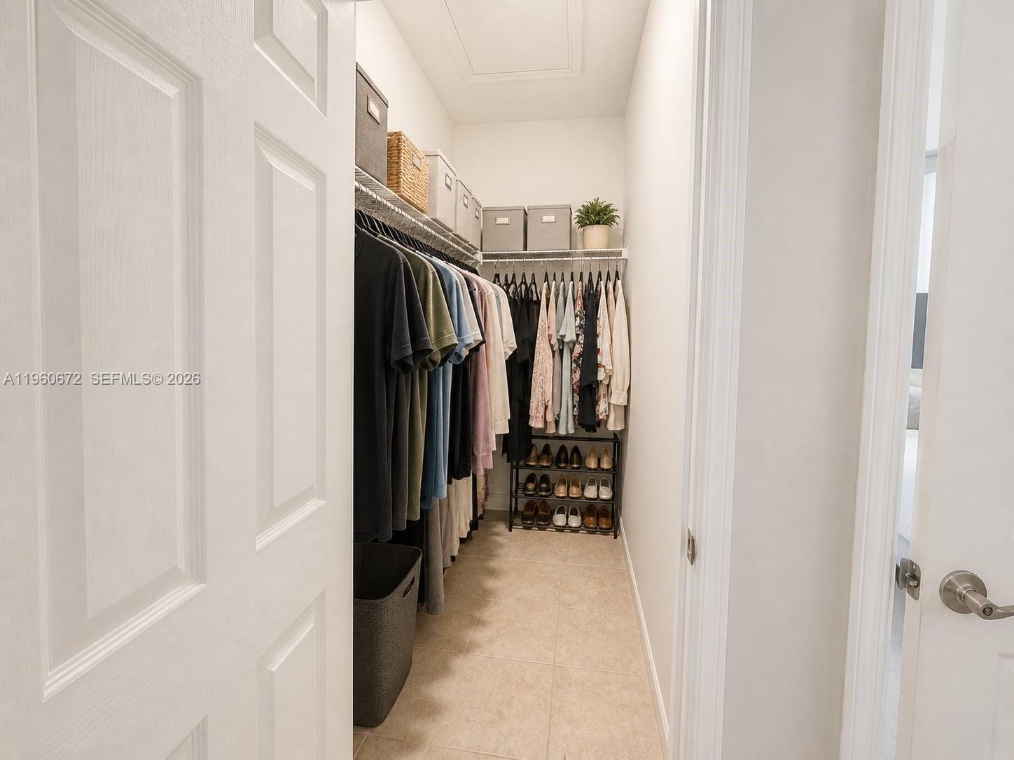 9042 E Broad Circle Property Photo 8