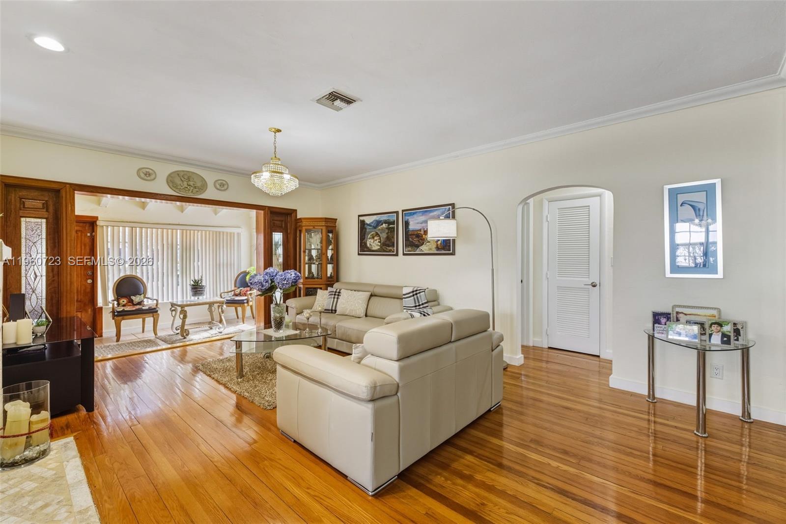 A11960723 Property Photo 20