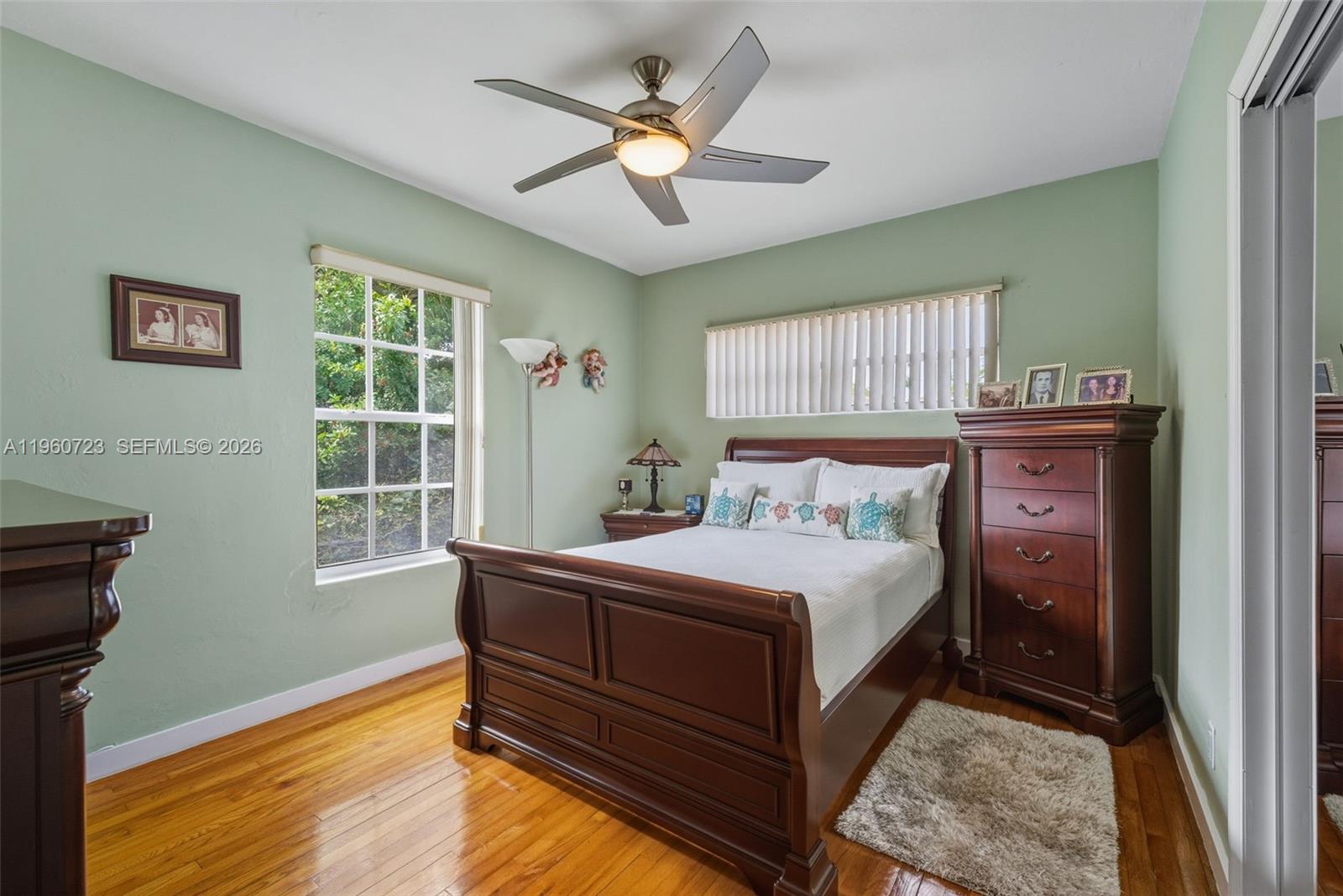 A11960723 Property Photo 25